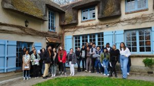 Groupe étudiants CI Maison de Monnet