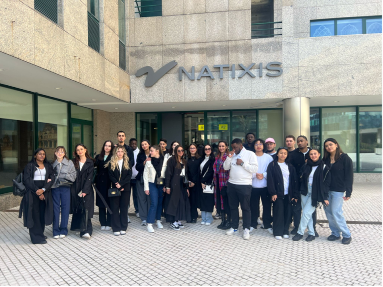 groupe BTS CI Porto 2024 devant NATEXIS