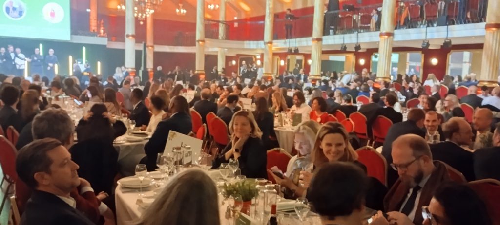 grande tablée repas groupe