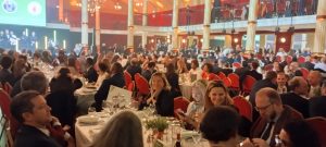 grande tablée repas groupe